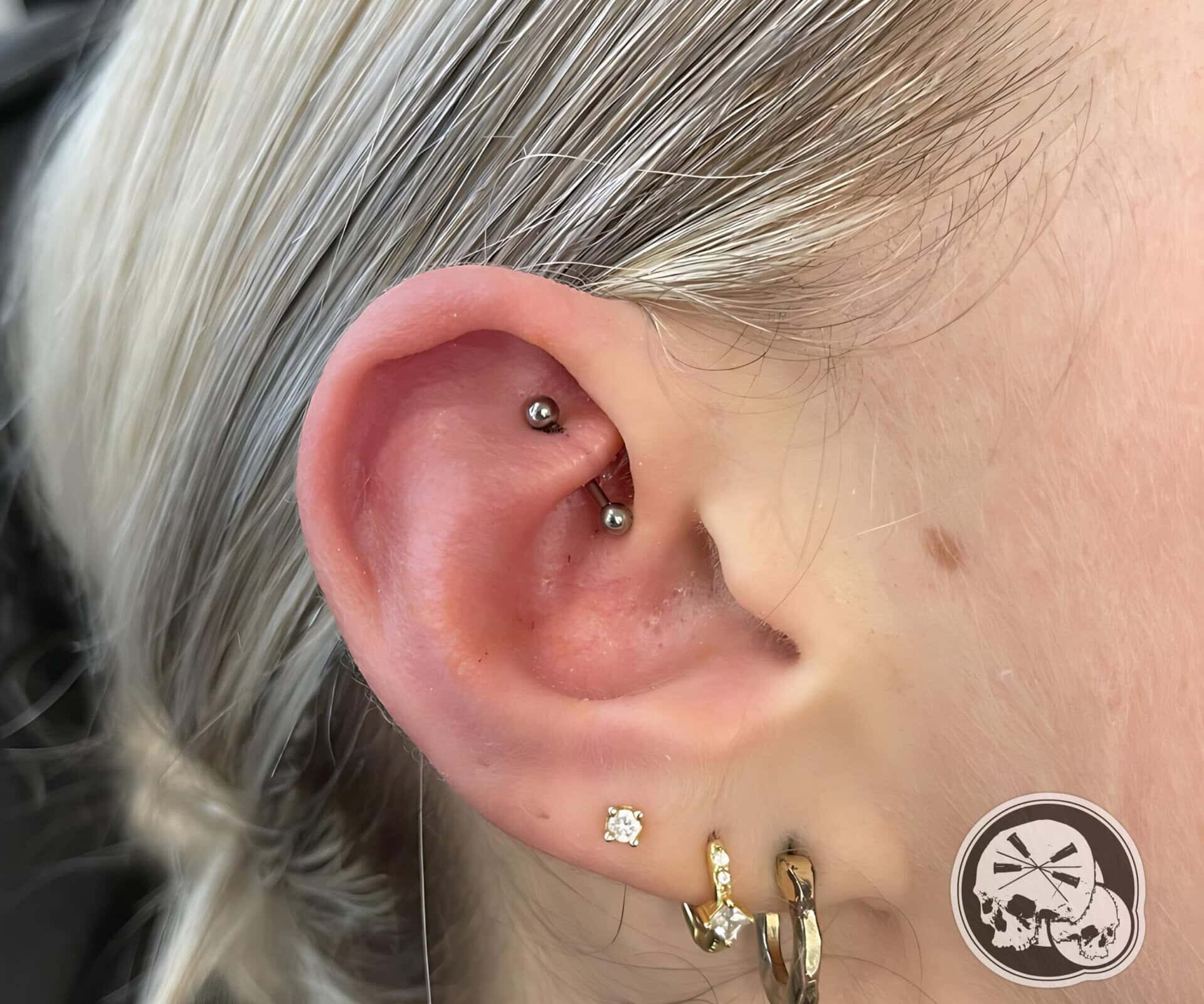 Rook Piercing rook en titane réalisé par Alex, The Needles Factory